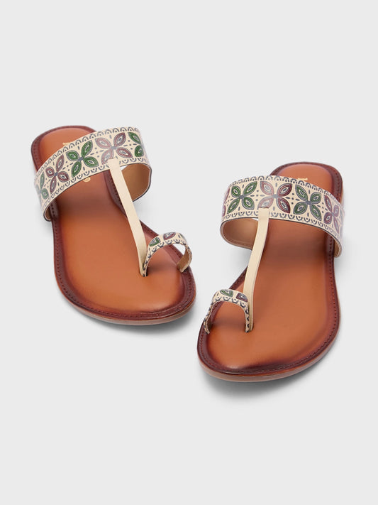 Lucky Feet Printed Toe-Ring Slipper for Women, Flat Bohemian Slipper, Lightweight Comfortable Flat Slipper